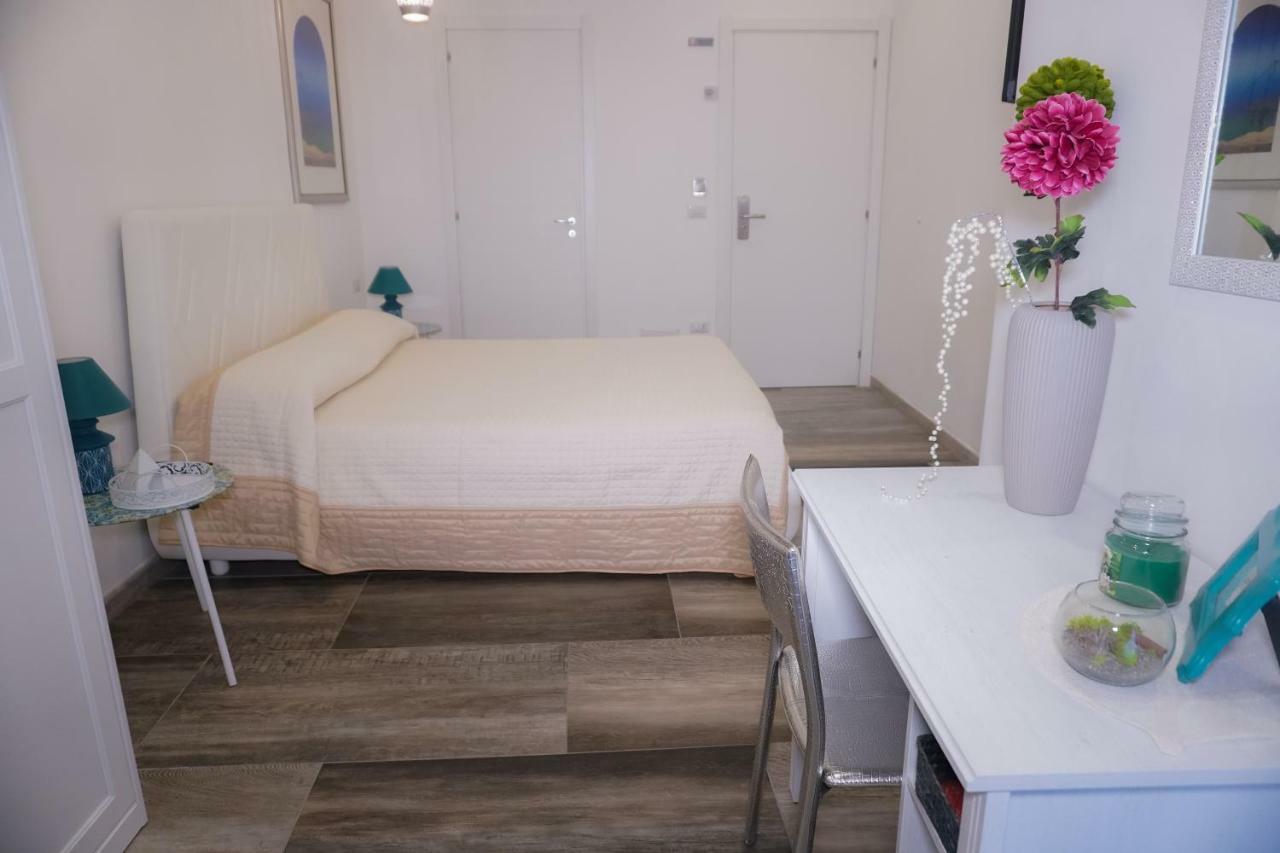 Bed and Breakfast Aleandre Фоджиа Экстерьер фото